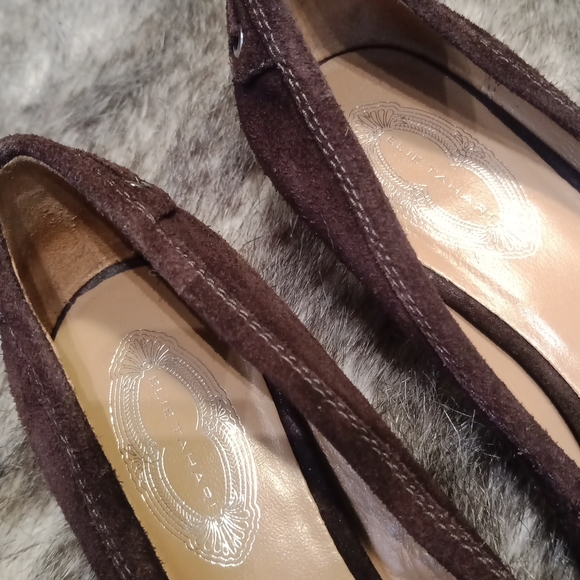 Elie Tahari kitten heels - Picture 4 of 13